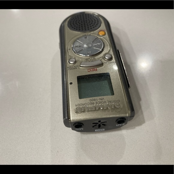 OLYMPUS- Digital Voice Recorder VN-1800 - Picture 3 of 7